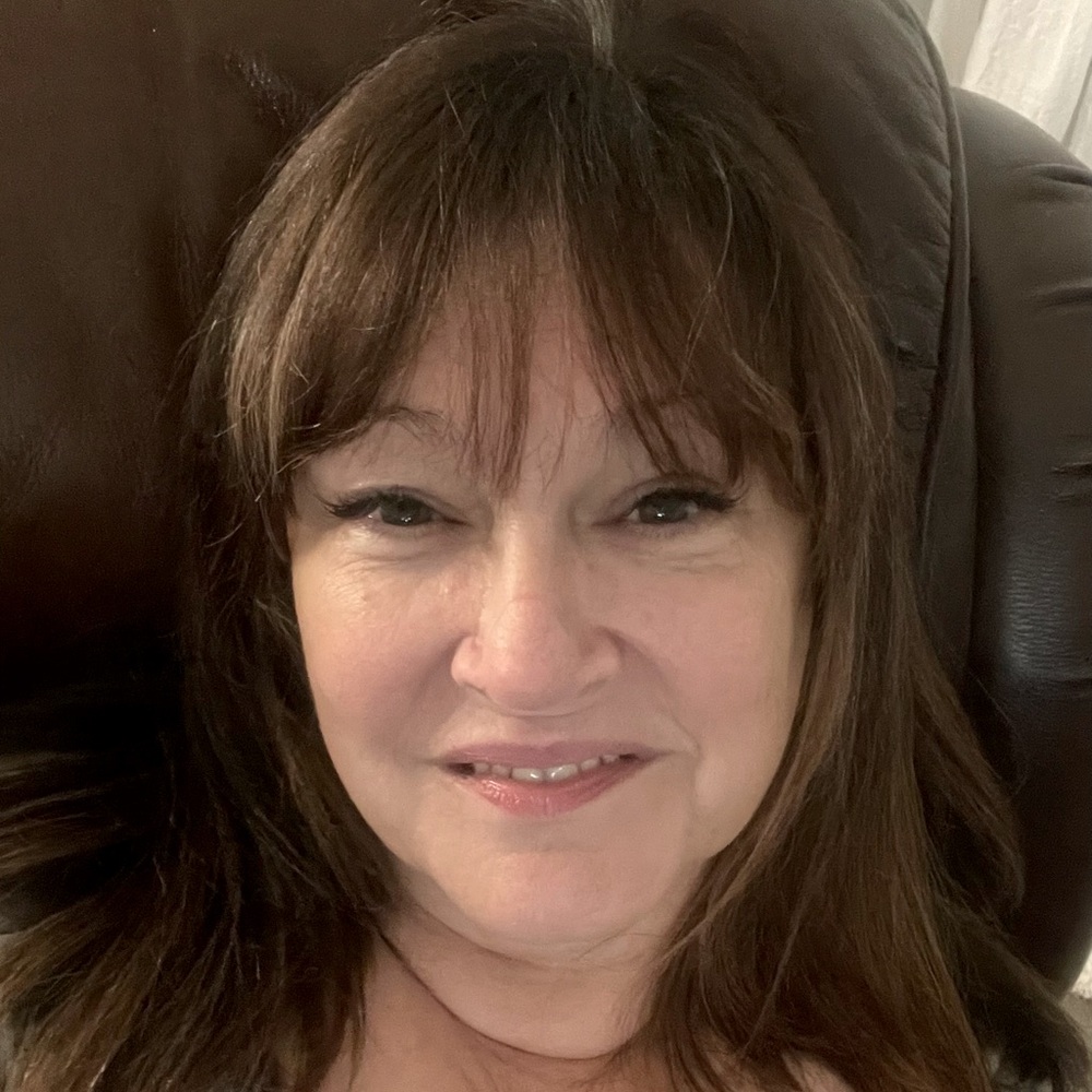 Meet your Posher, Linda